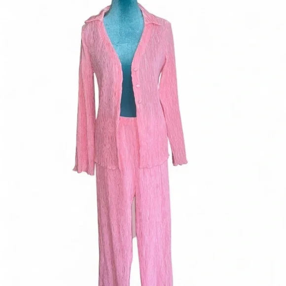 Pink Button-Up Lounge Set - Picture 2 of 4